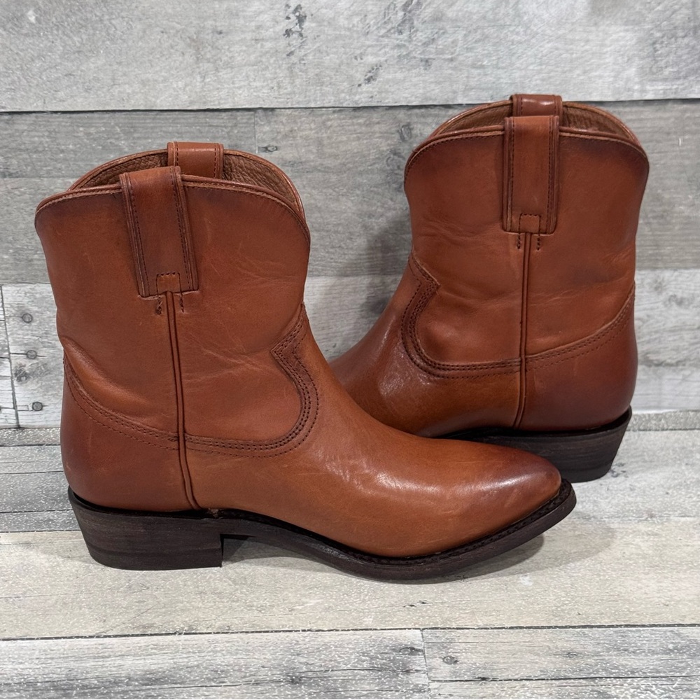 Frye Billy Bootie in Cognac - Size - 7B - Picture 2 of 9